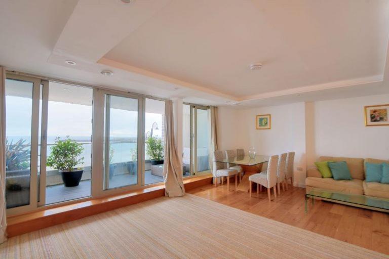 Largigi Offering Two Amazing Panoramic Sea Front Apartments Лайм-Реджис Екстер'єр фото